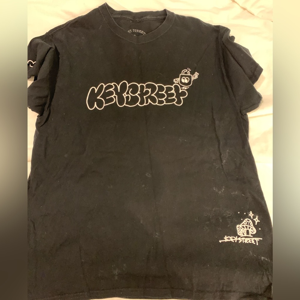 Key street shirt in black Large